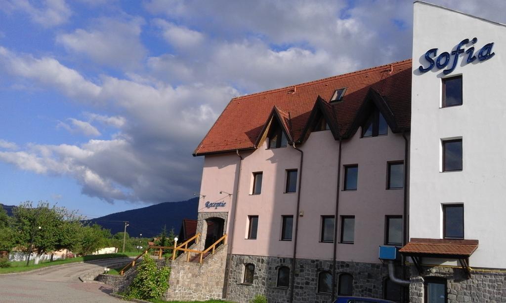 Hotel Sofia Bran  Bagian luar foto